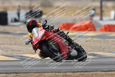 media/Mar-02-2025-Race Pace (Sun) [[8bec80ae00]]/12-Vested (Turn 2) 1111am/